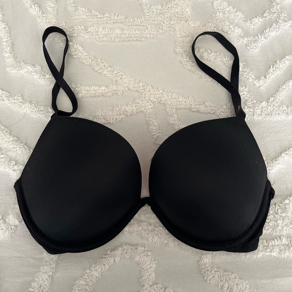 32DD Victoria’s Secret PINK Super Push-up Bra